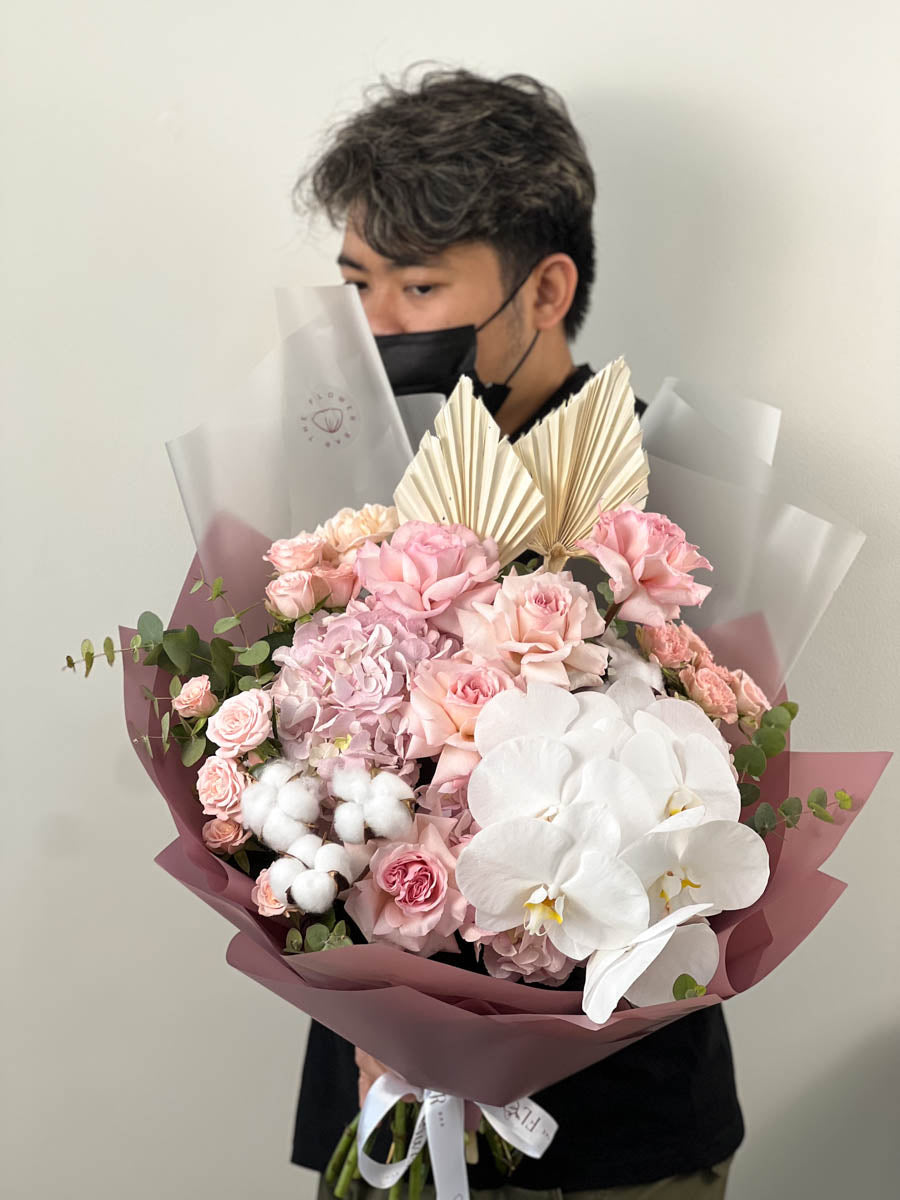 Signature Bouquet with Pink Ohara Roses