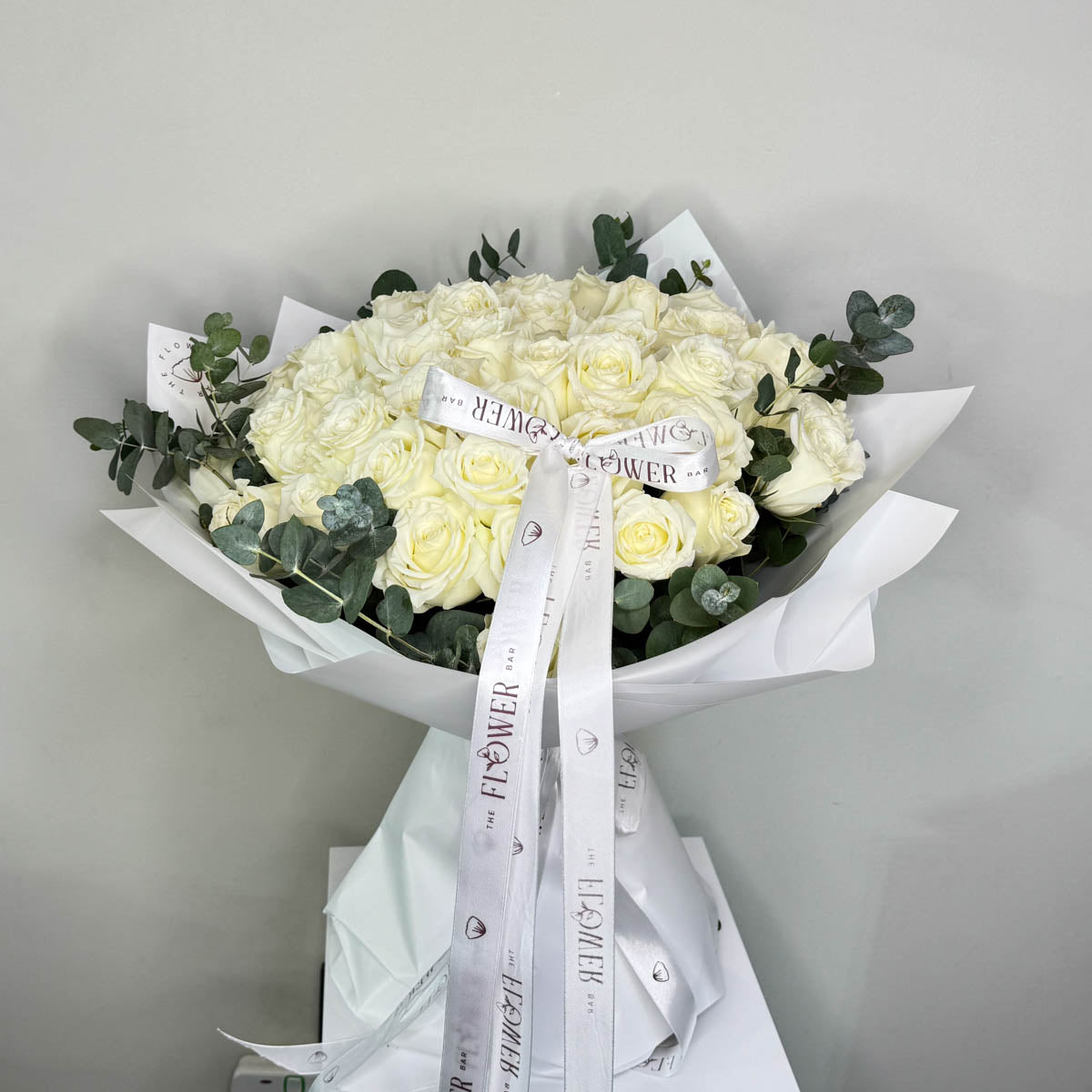 51 White Roses