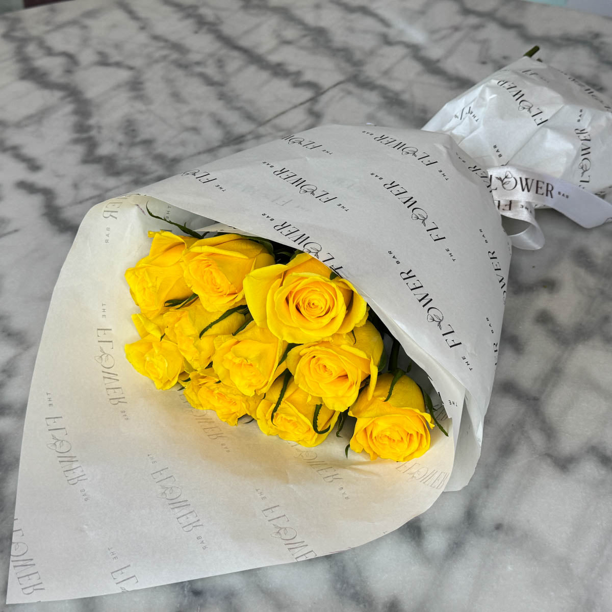 10 Yellow Roses