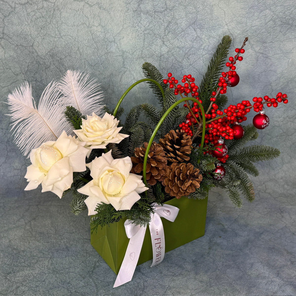Christmas Arrangement "Green Berth"