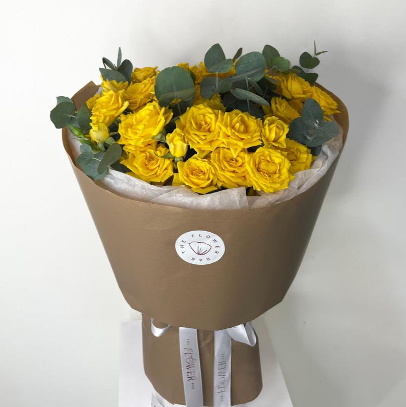 Bouquet Of Yellow Spray Roses